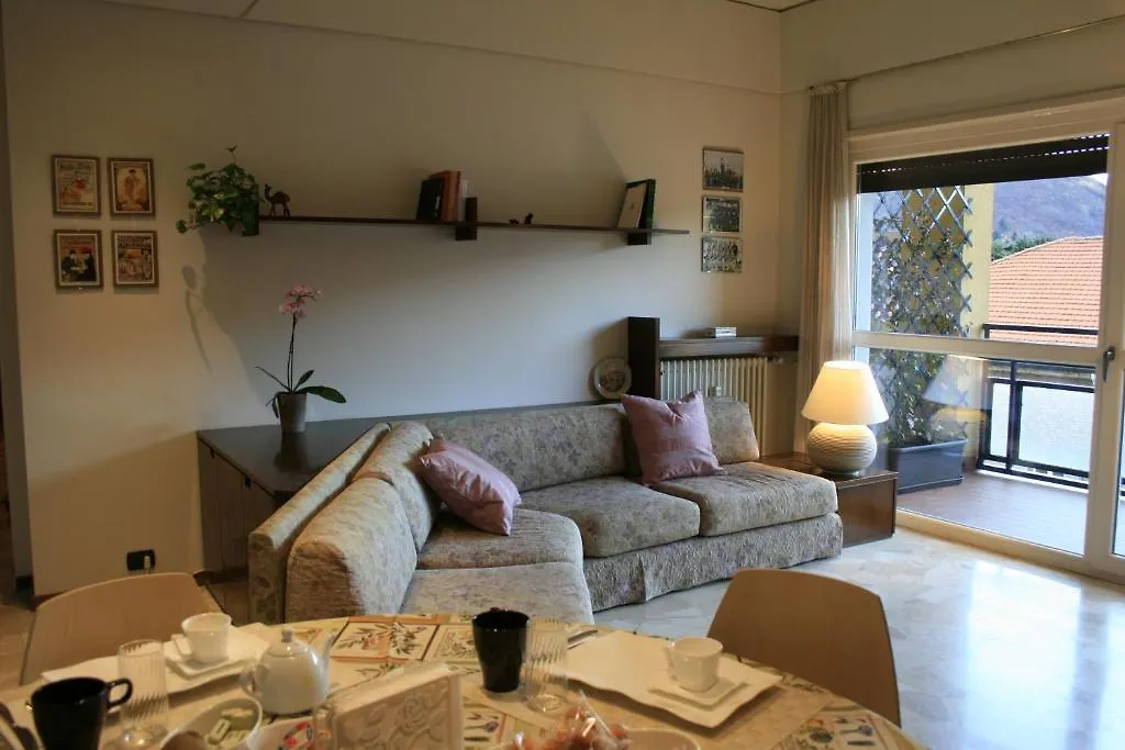 B&B Come A Casa 0*, Côme Italie